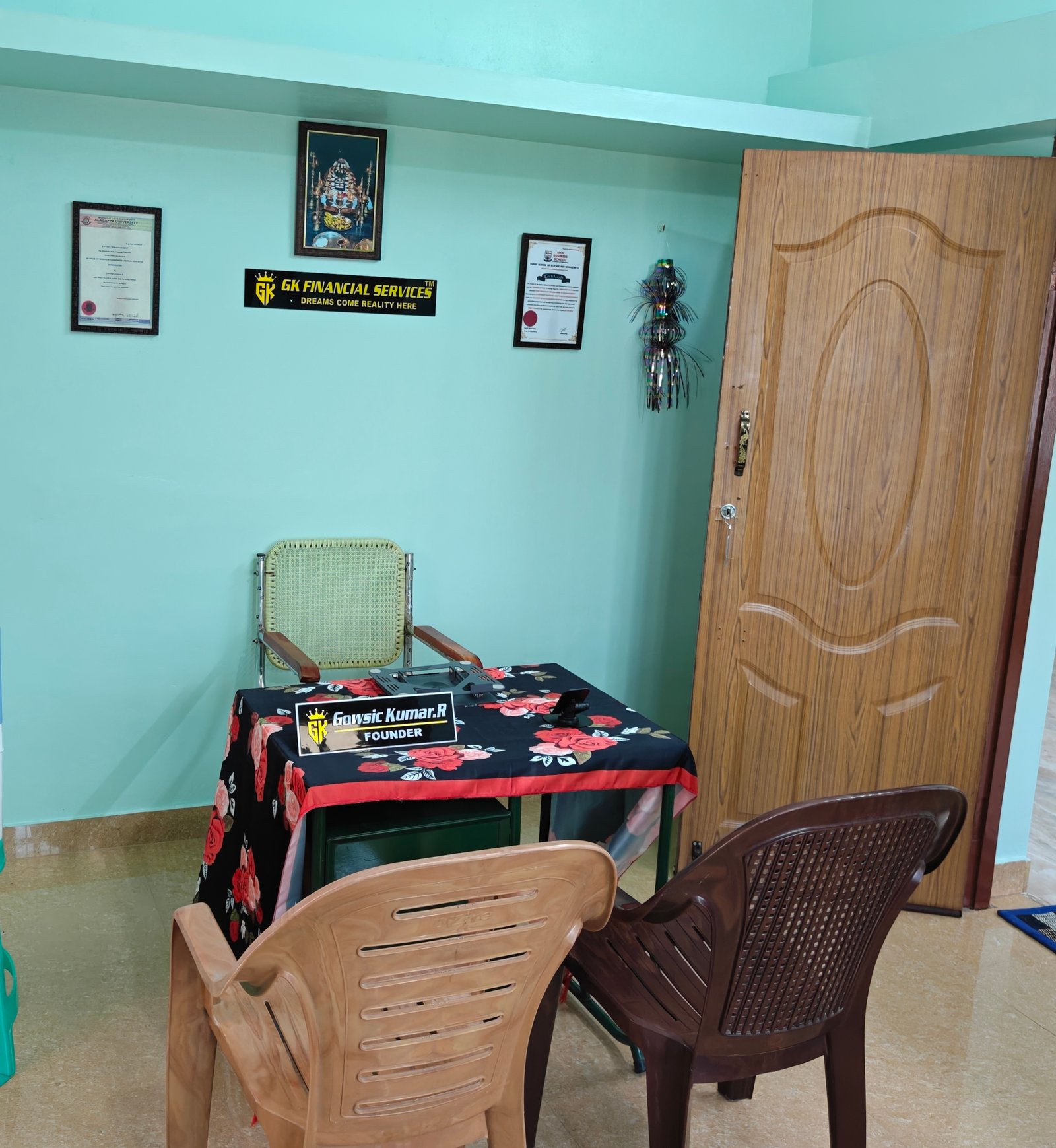 Founder Room & Meeting Room